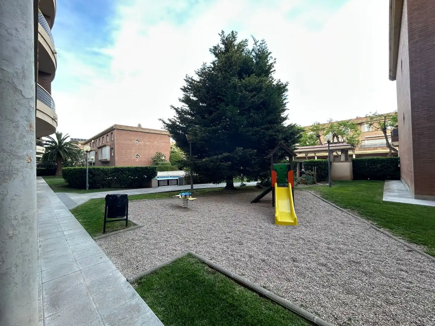 Pis en venda a Carrer de Soriano Montagut, Temple Aparcament de Pis en venda en Tortosa amb Aire condicionat, Calefacció i Jardí privat