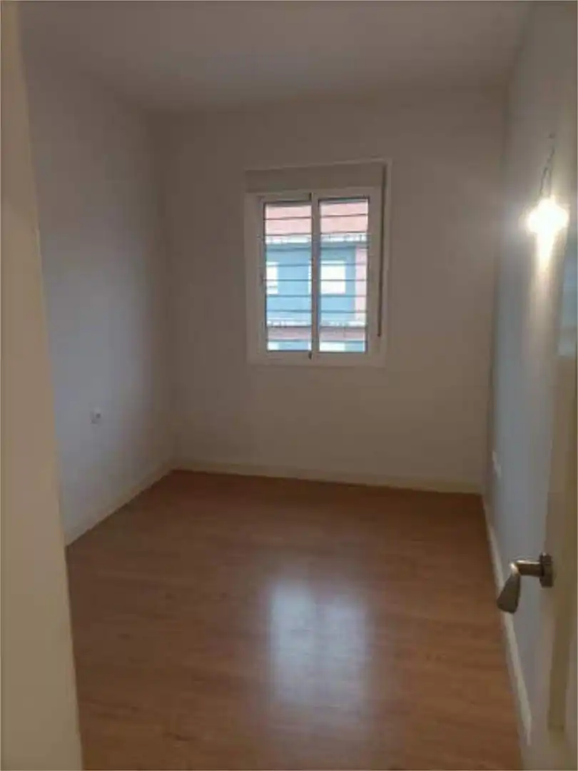 Bedroom of Flat for rent in Sevilla  with Terrace and Storage room