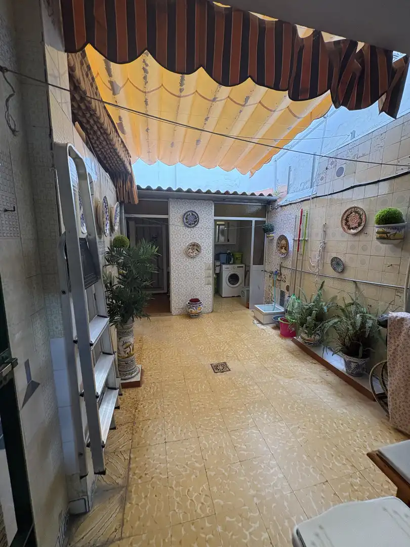 Piso en venta en Calle San Sebastián, 28, Centro - Doña Mercedes Piso en venta en Dos Hermanas