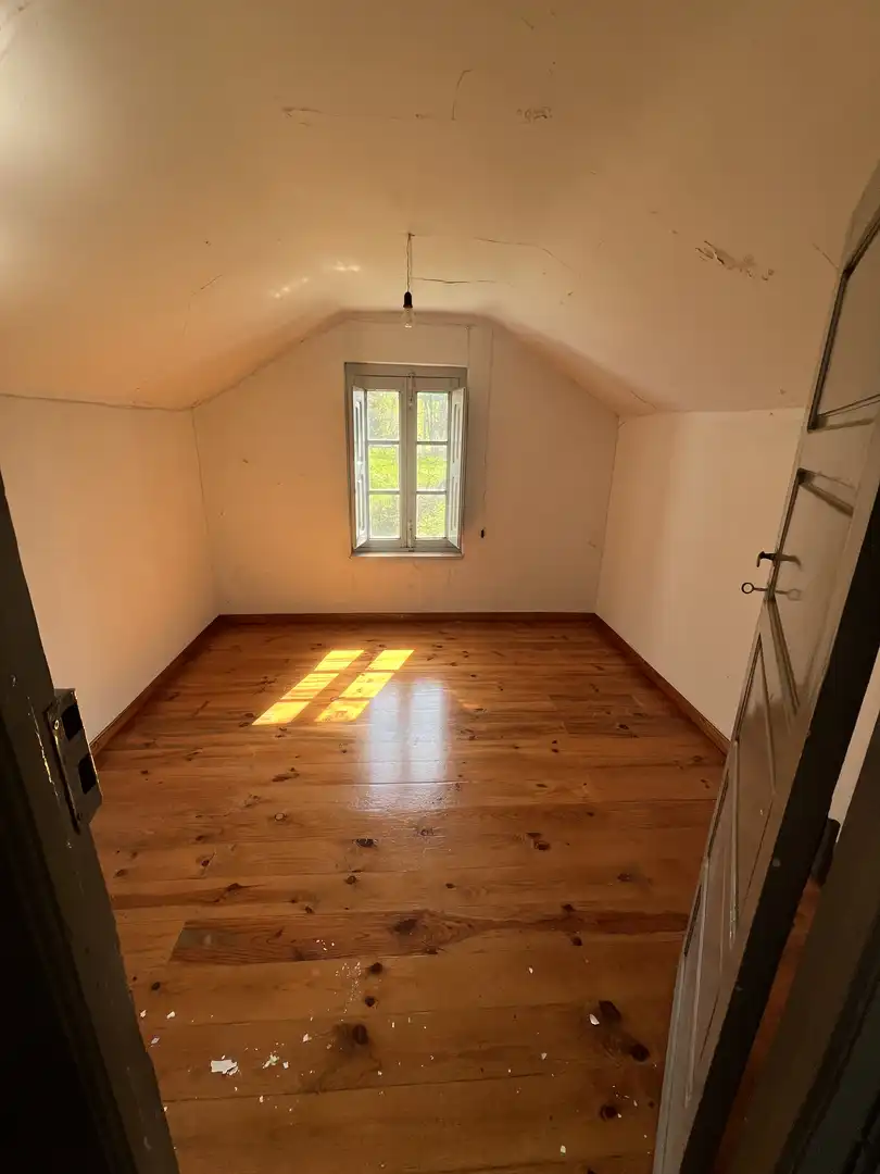 Habitación de Piso en venta en Lena con Jardín privado, Terraza y Amueblado