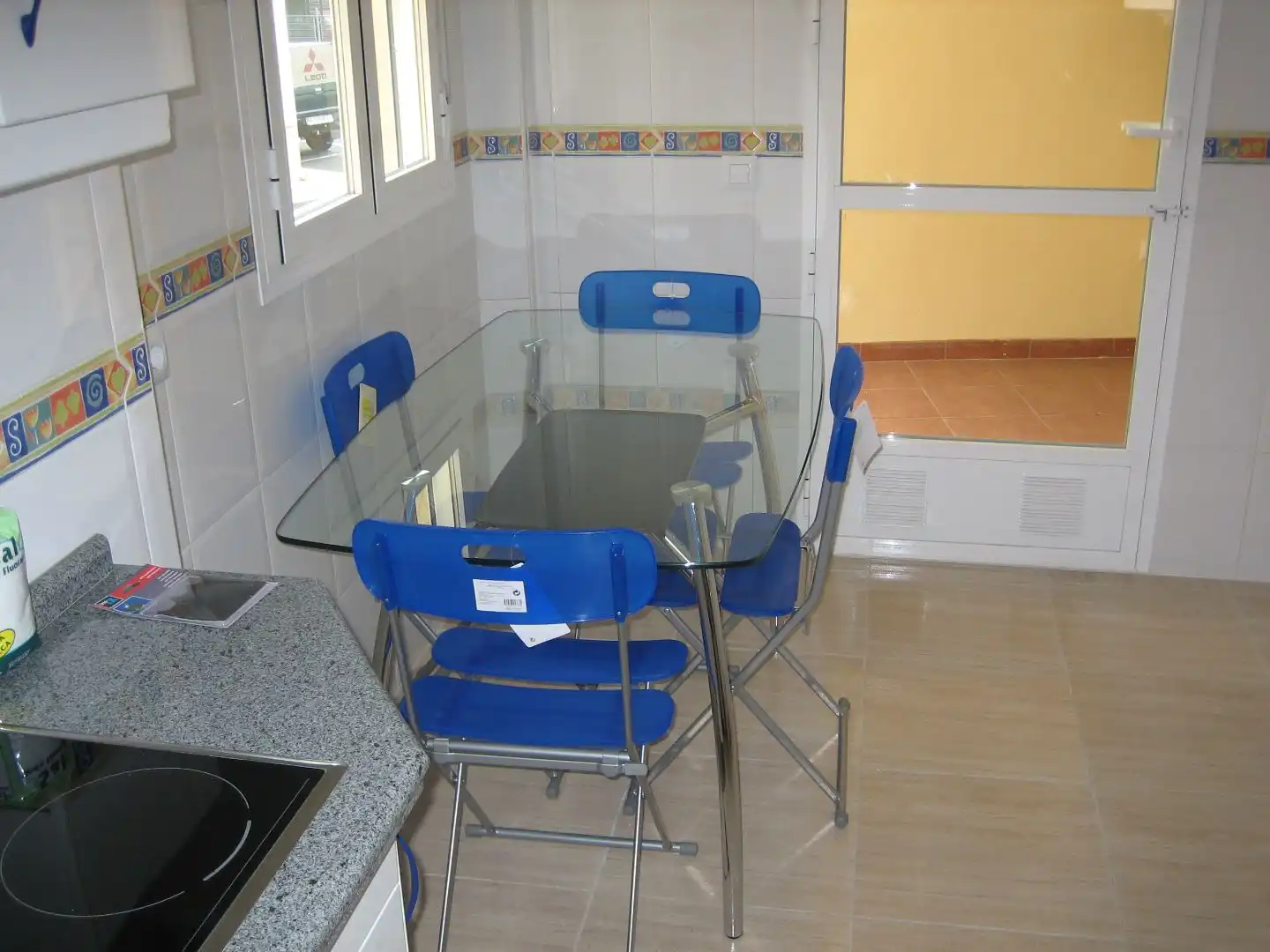 Piso de alquiler en Calle Rambla de Santa Teresa, 4, Zona Sur - Av. de España - San Miguel Comedor de Piso de alquiler en Plasencia con Aire acondicionado, Calefacción y Terraza