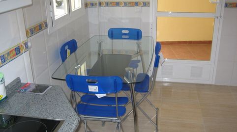 Piso de alquiler en Calle Rambla de Santa Teresa, 4, Zona Sur - Av. de España - San Miguel, Plasencia - imagen 5 Foto 5 de Piso de alquiler en Calle Rambla de Santa Teresa, 4, Zona Sur - Av. de España - San Miguel, Plasencia