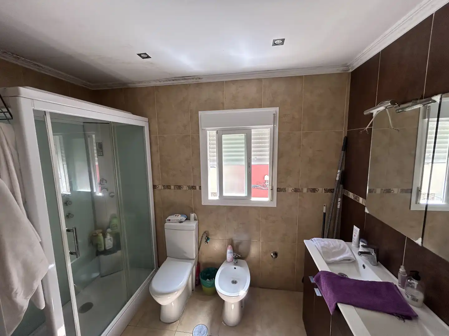 Maisonette zum Verkauf in Calle Jabalón, 24, Pescadores - Saladillo Badezimmer von Maisonette zum Verkauf in Algeciras mit Terrasse, Abstellraum und Möbliert