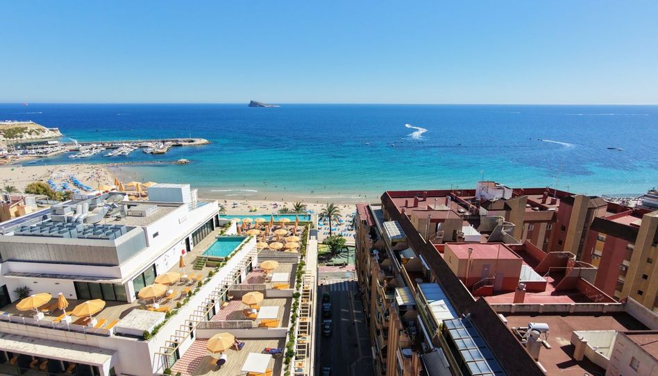 Piso en venta en Calle del Marqués de Comillas, 37, Centro Urbano, Benidorm - imagen 1 Foto 1 de Piso en venta en Calle del Marqués de Comillas, 37, Centro Urbano, Benidorm