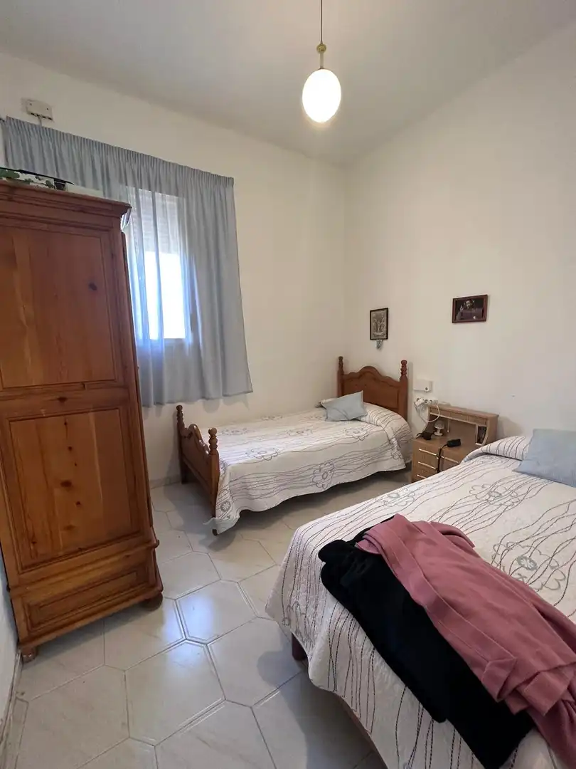 Planta baixa en venda a Avenida Agustín Bálsamo, 12, Bajadilla - Fuente Nueva Dormitori de Planta baixa en venda en Algeciras amb Balcó
