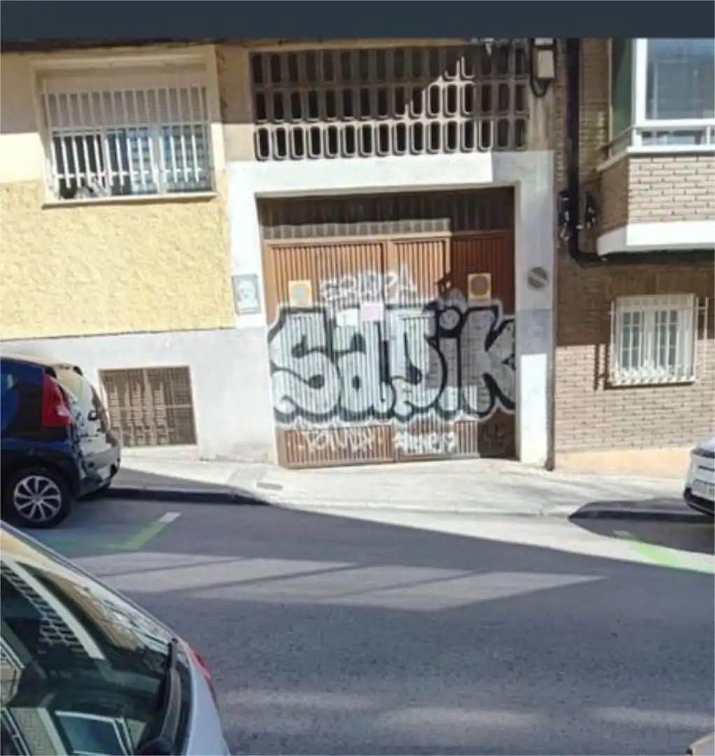 Exterior view of Garage for rent in Madrid