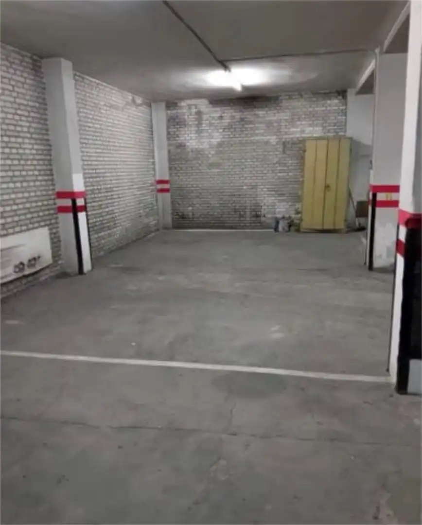 Parking of Garage for rent in Madrid
