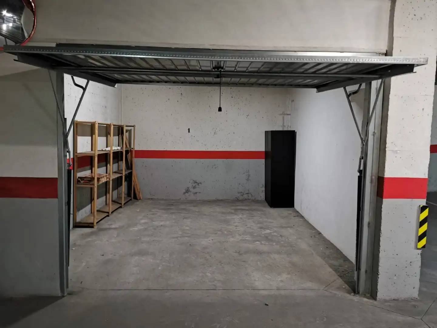 Garatge en venda a Calle Francisco de Quevedo, 1, Plaza Castelar - Mercado Central Aparcament de Garatge en venda en Elda