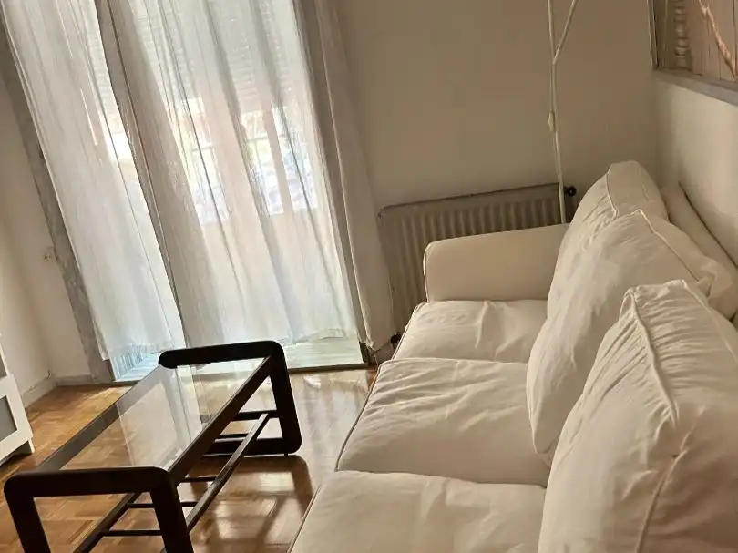 Flat for rent in Calle de Santa Irene, 16, Tres Olivos - Valverde Living room of Flat for rent in Madrid with Heating, Parquet flooring and Furnished