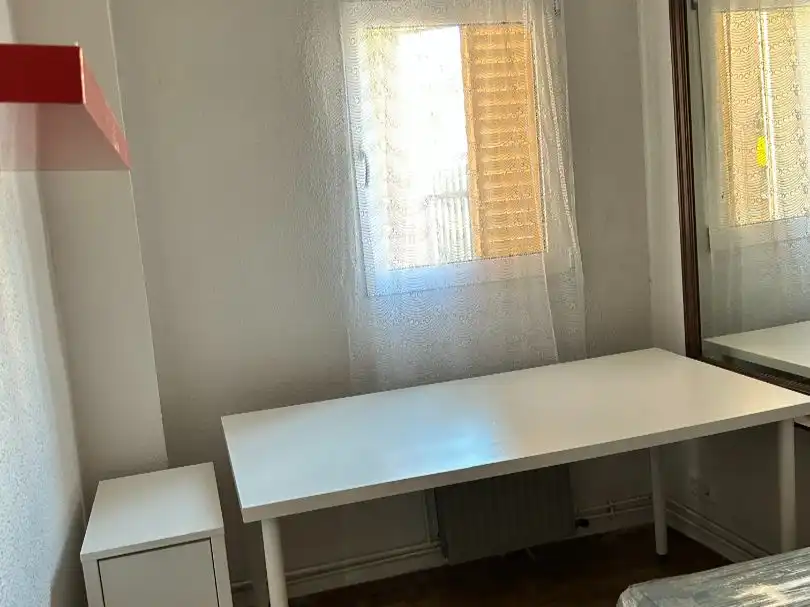 Flat for rent in Calle de Santa Irene, 16, Tres Olivos - Valverde Bedroom of Flat for rent in Madrid with Heating, Parquet flooring and Furnished