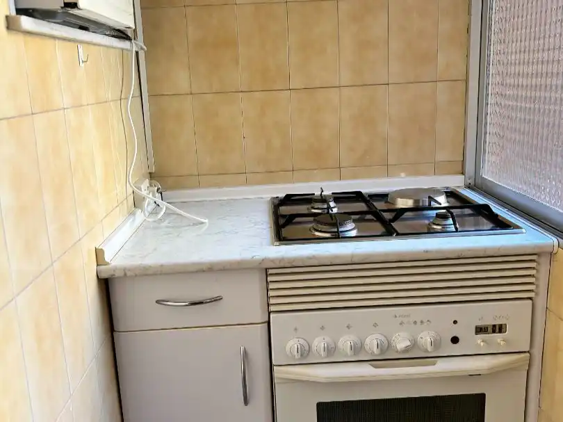 Flat for rent in Calle de Santa Irene, 16, Tres Olivos - Valverde Kitchen of Flat for rent in Madrid with Heating, Parquet flooring and Furnished