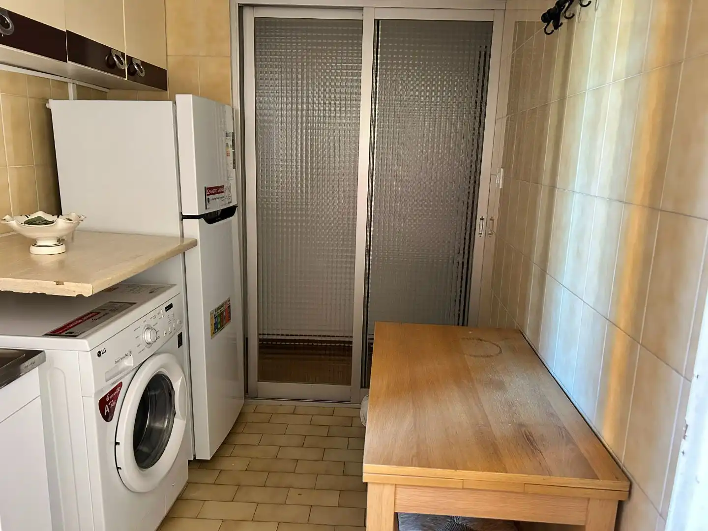 Flat for rent in Calle de Santa Irene, 16, Tres Olivos - Valverde Kitchen of Flat for rent in Madrid with Heating, Parquet flooring and Furnished