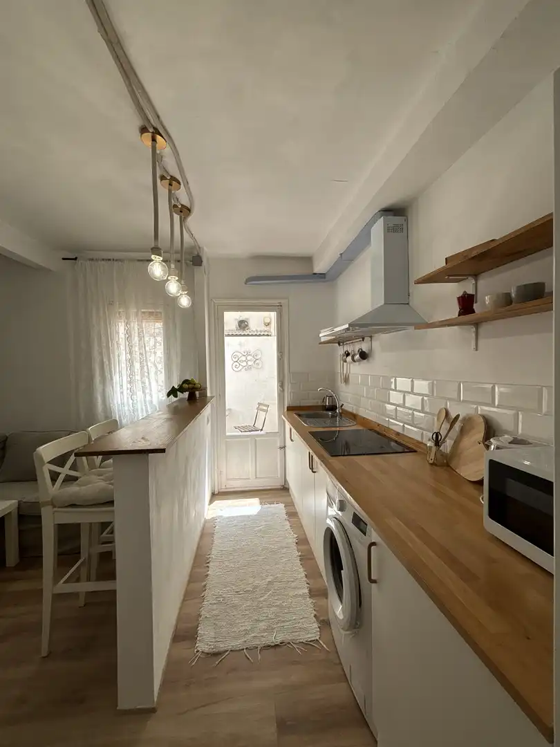 Flat for rent in Calle Peligros, 49, San Antón Kitchen of Flat for rent in Alicante / Alacant with Parquet flooring, Furnished and Balcony
