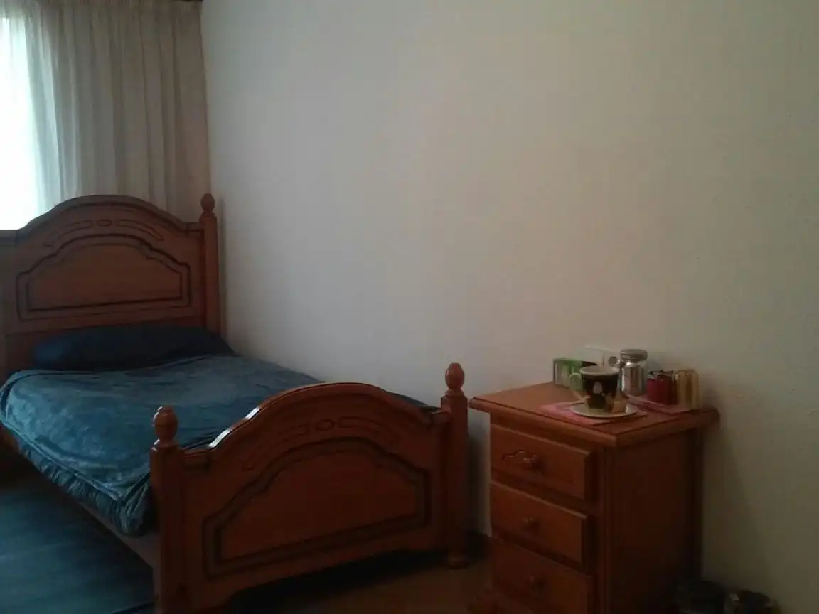 Room in Rúa Carlos Martínez Barbeito Moras, 4, Someso - Matogrande Bedroom of Flat for share in A Coruña Capital with Heating, Parquet flooring and Furnished