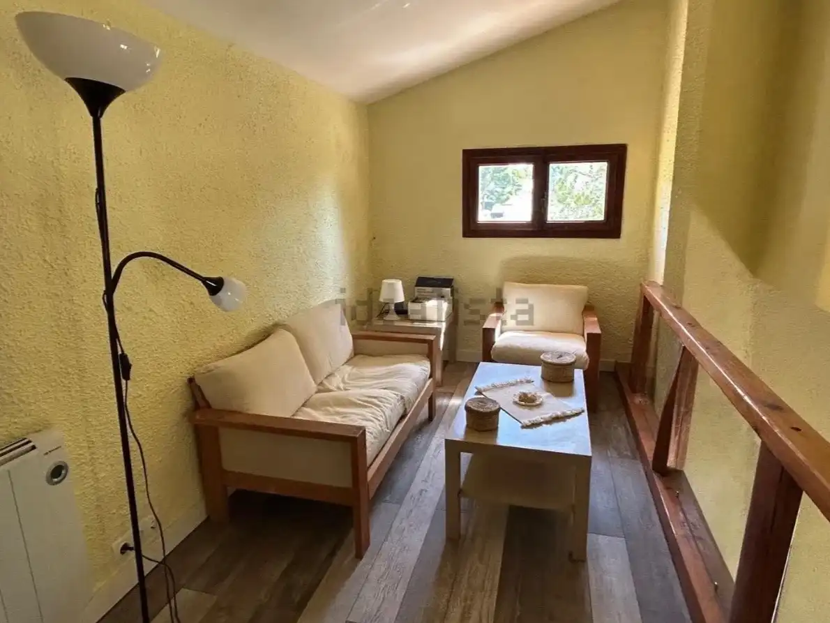 Einfamilien-Reihenhaus zur Miete in Passatge Oslo, 34, Torre Vella - Torre Gran - Les Dunes Einfamilien-Reihenhaus zur Miete in Passatge Oslo, 34, Torre Vella - Torre Gran - Les Dunes