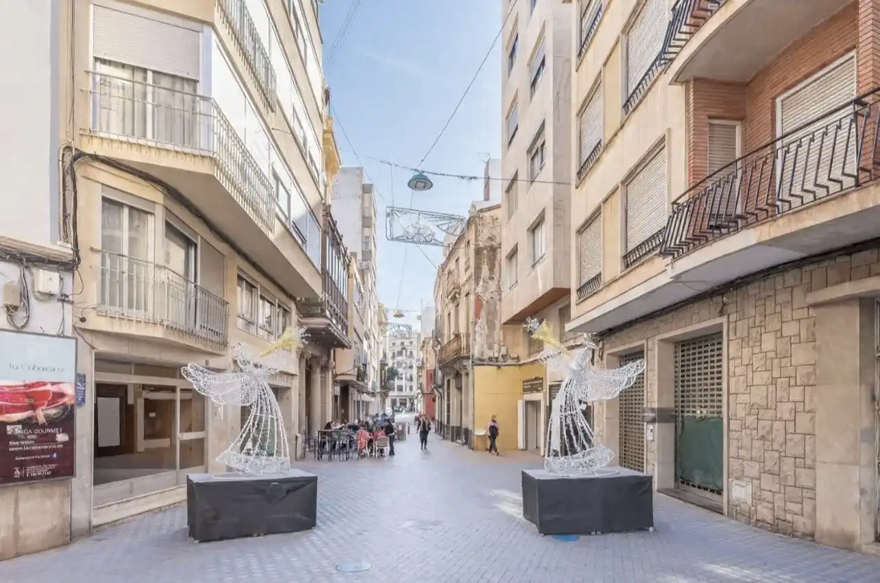Flat for sale in Carrer Sant Vicent, 19, Centro Exterior view of Flat for sale in Burriana / Borriana with Air Conditioner