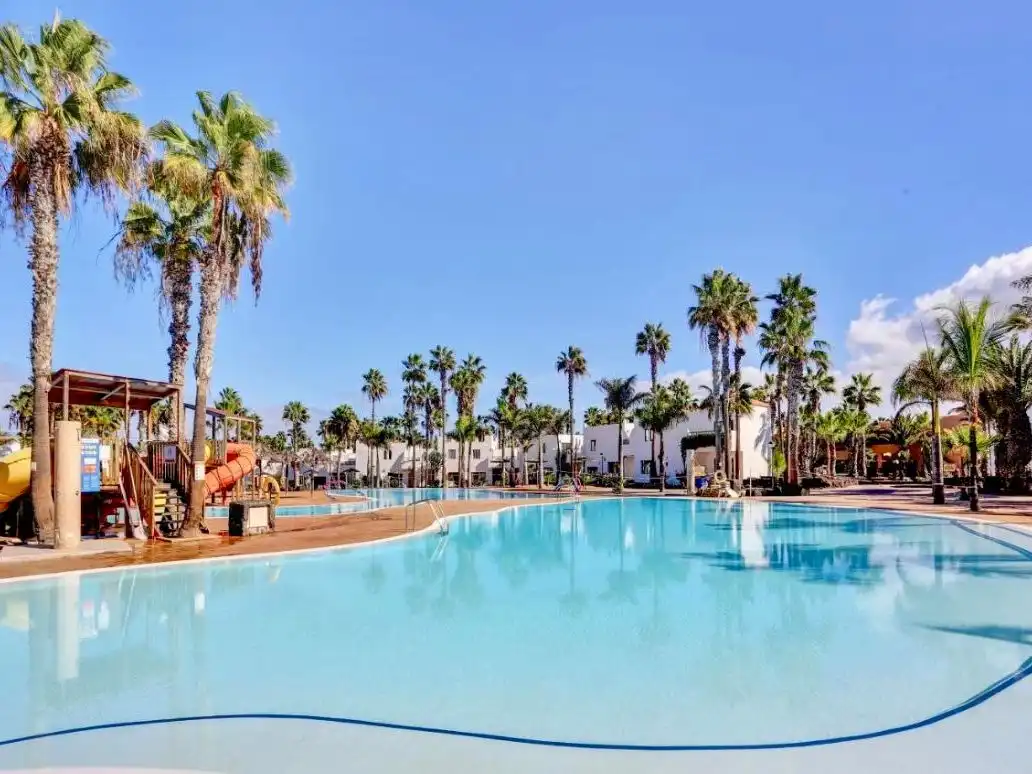 Flat for rent in Calle Maxorata, 2, Corralejo Swimming pool of Flat for rent in La Oliva with Terrace, Swimming Pool and Furnished