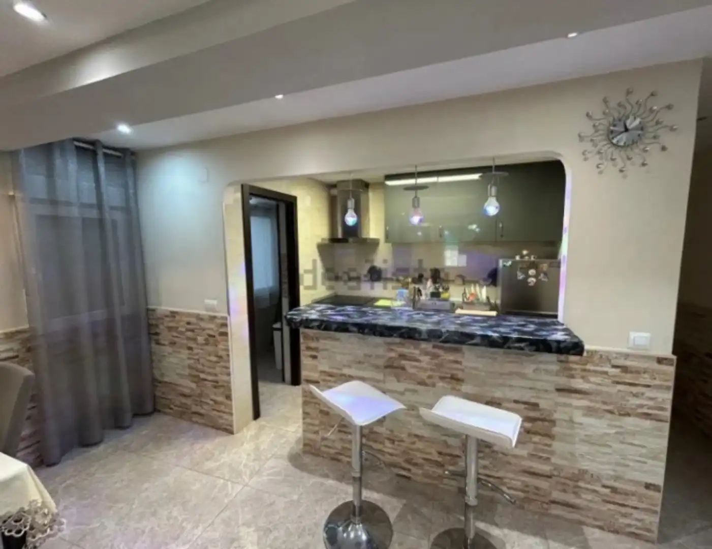 Küche von Wohnung zum Verkauf in Gandia mit Klimaanlage, Terrasse und Balkon