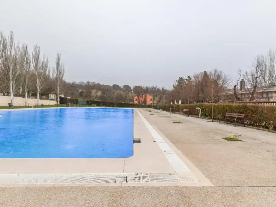 Pis de lloguer a Calle Monte Escorial, 2, Zaburdón - Monte Escorial Piscina de Pis de lloguer en San Lorenzo de El Escorial amb Calefacció, Terrassa i Traster