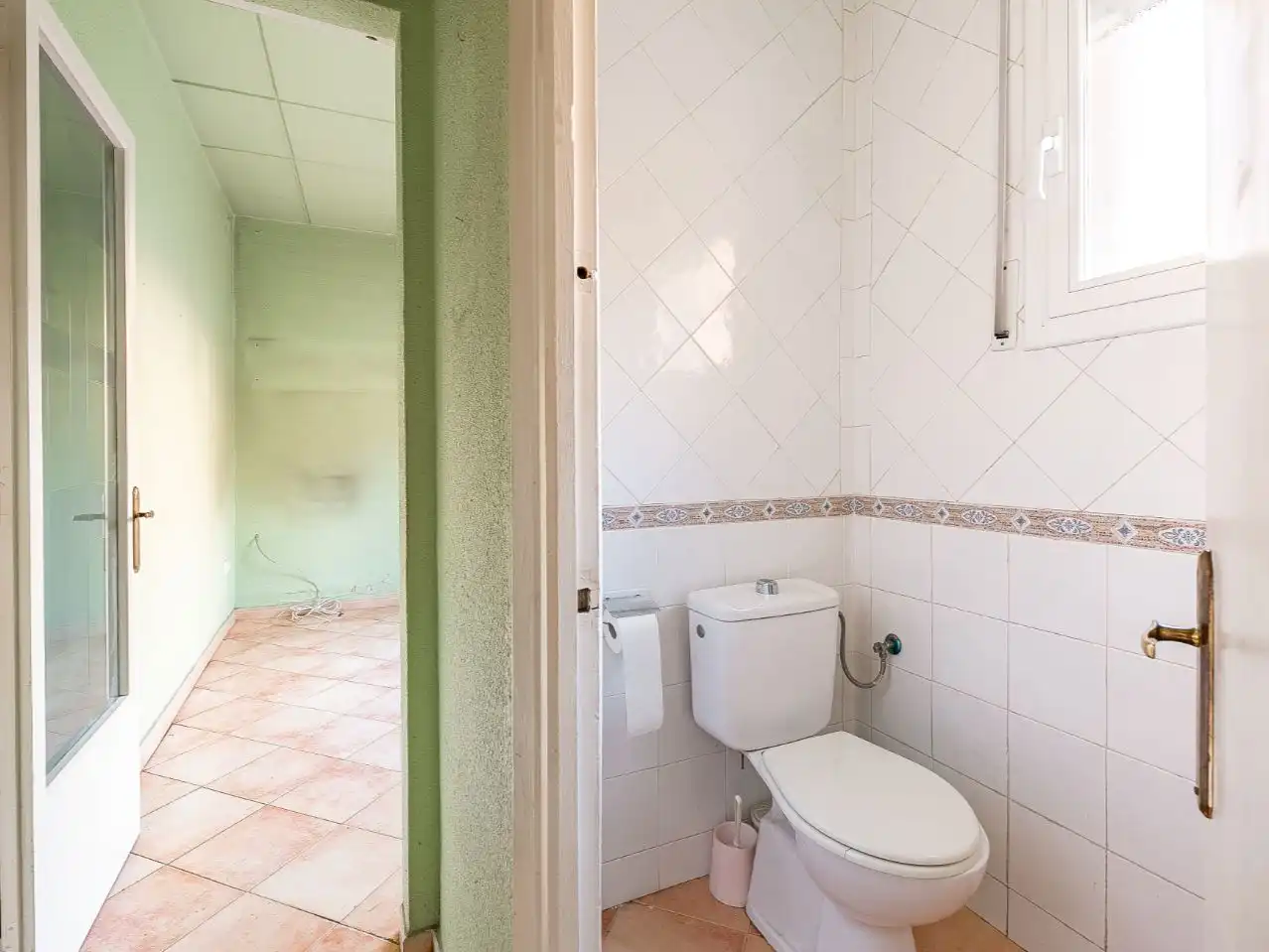 Wohnung zum Verkauf in Avinguda Antoni Gaudí, 50, Centre Badezimmer von Wohnung zum Verkauf in Sant Quirze del Vallès mit Terrasse, Schwimmbad und Balkon