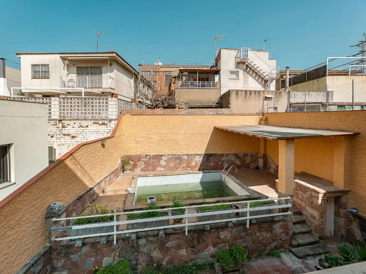 Wohnung zum Verkauf in Avinguda Antoni Gaudí, 50, Centre Schwimmbecken von Wohnung zum Verkauf in Sant Quirze del Vallès mit Terrasse, Schwimmbad und Balkon