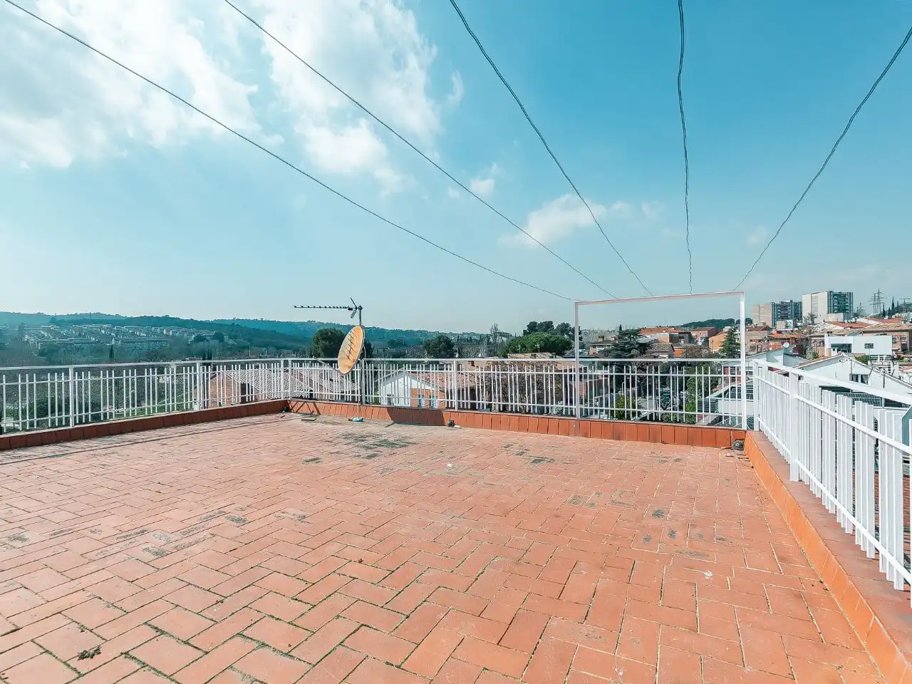 Wohnung zum Verkauf in Avinguda Antoni Gaudí, 50, Centre Terrasse von Wohnung zum Verkauf in Sant Quirze del Vallès mit Terrasse, Schwimmbad und Balkon