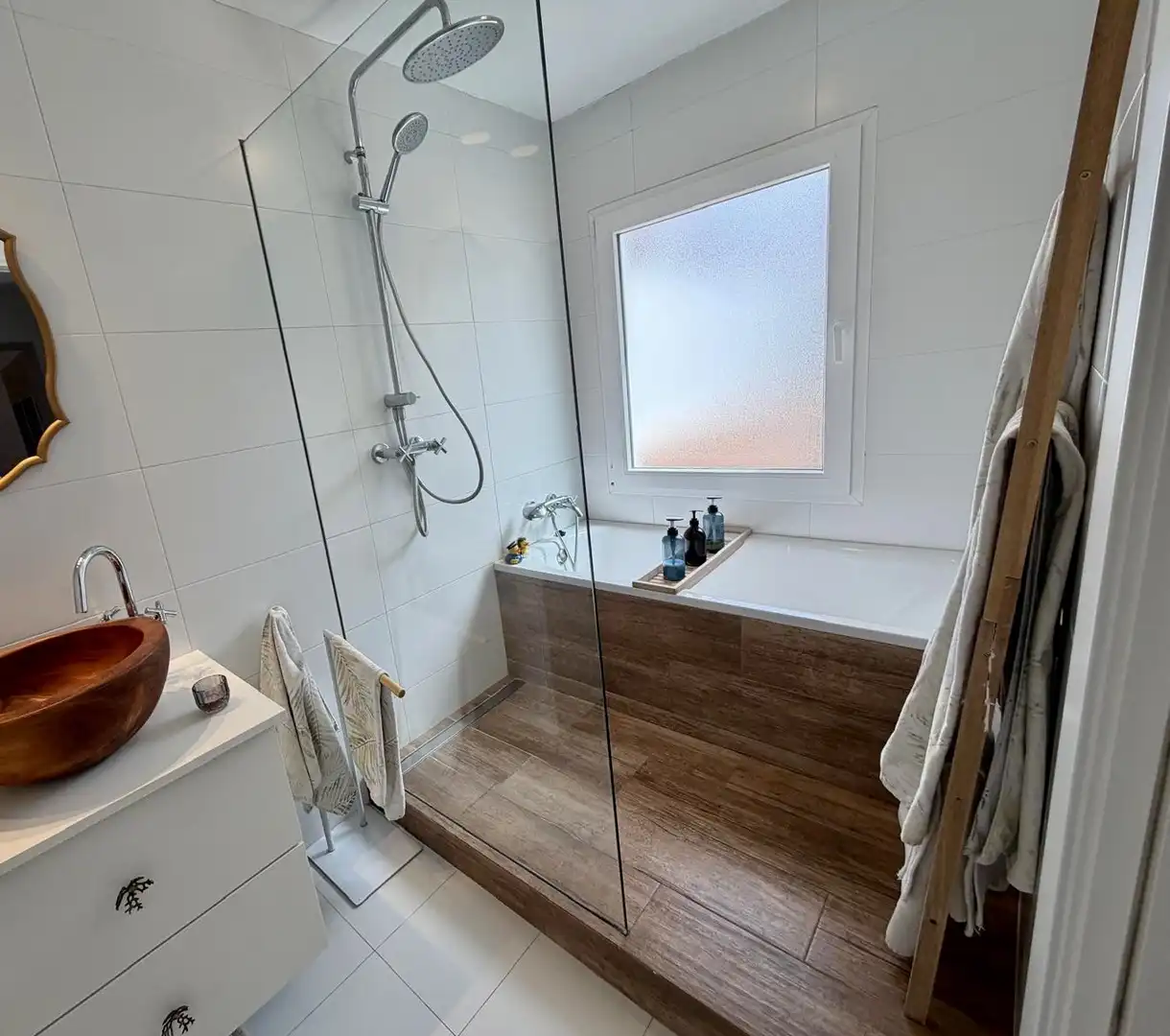 Casa o chalet en venta en Calle Félix Martí Alpera, 44, Cartagena ciudad Baño de Casa o chalet en venta en Cartagena con Aire acondicionado, Terraza y Piscina