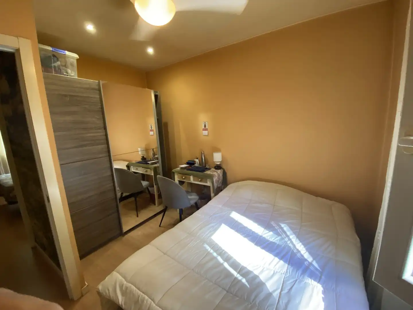 Schlafzimmer von Wohnung zum Verkauf in Madrid mit Klimaanlage, Heizung und Möbliert