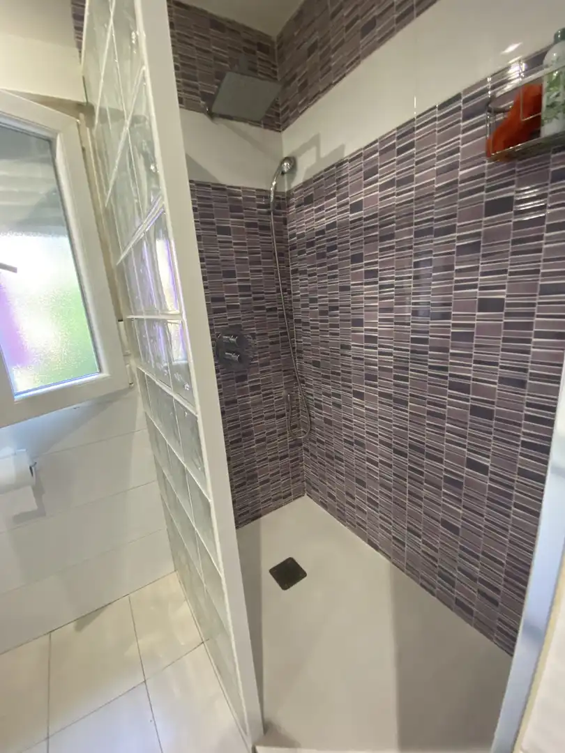 Badezimmer von Wohnung zum Verkauf in Madrid mit Klimaanlage, Heizung und Möbliert