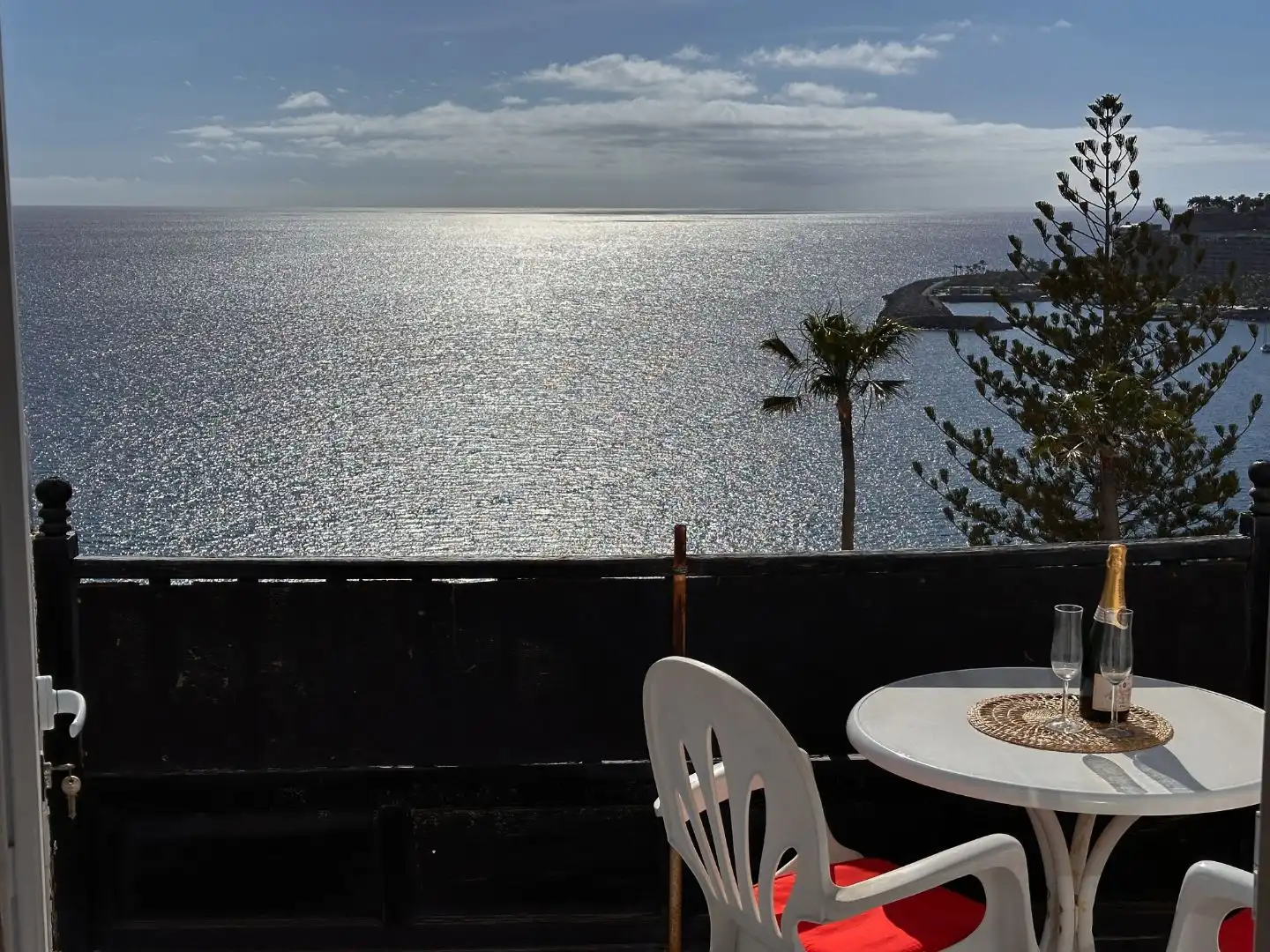 Flat for sale in Avenida los Guaires, 36, Arguineguín Terrace of Flat for sale in Mogán with Terrace, Swimming Pool and Furnished
