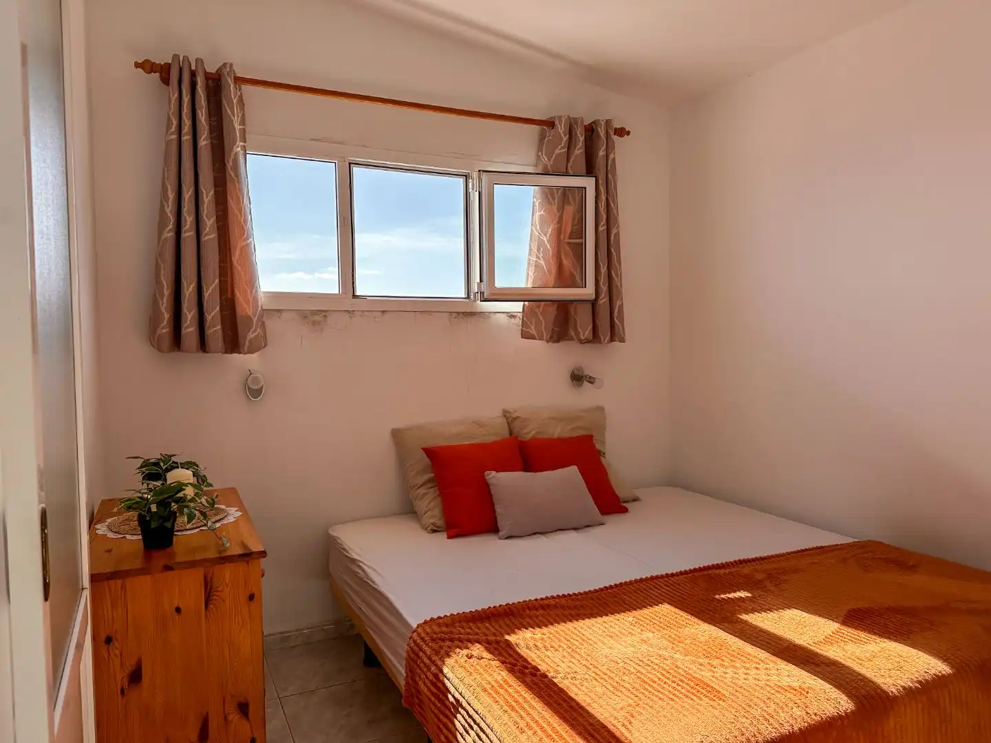 Flat for sale in Avenida los Guaires, 36, Arguineguín Bedroom of Flat for sale in Mogán with Terrace, Swimming Pool and Furnished