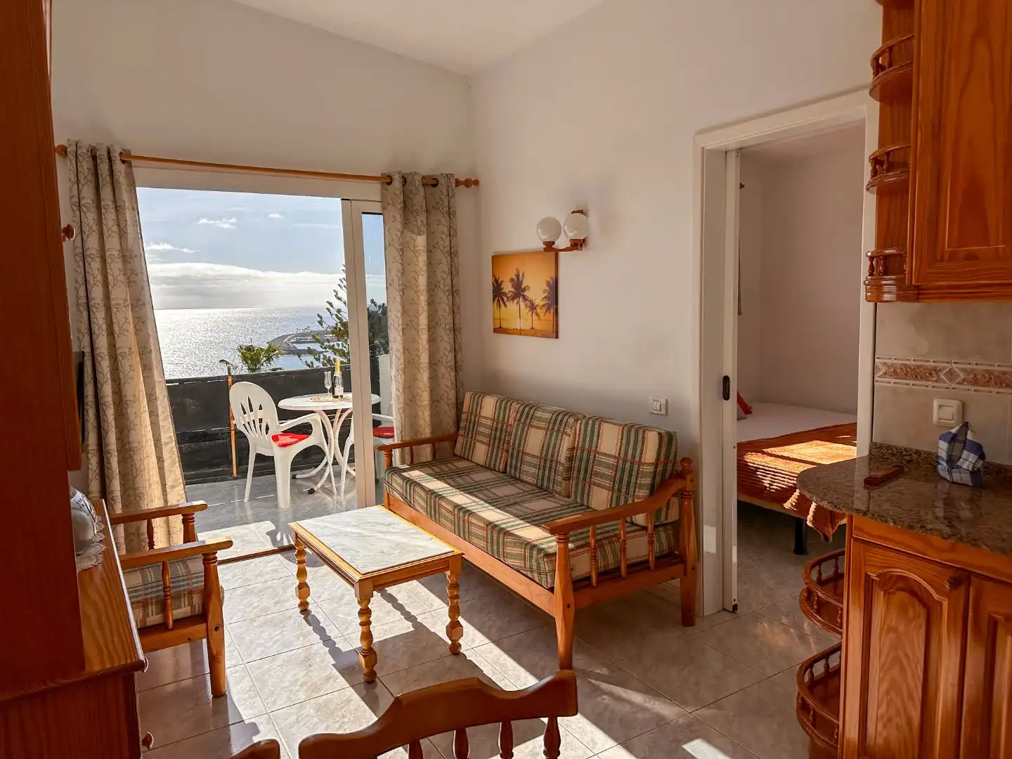 Flat for sale in Avenida los Guaires, 36, Arguineguín Living room of Flat for sale in Mogán with Terrace, Swimming Pool and Furnished