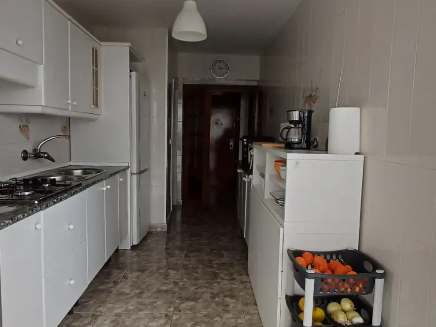 Piso en venta en Calle Europa, 2, Manantiales - Estación de Autobuses Cocina de Piso en venta en Torremolinos con Aire acondicionado y Terraza