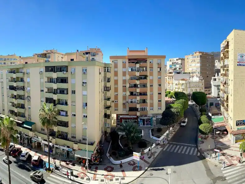 Piso en venta en Calle Europa, 2, Manantiales - Estación de Autobuses Vista exterior de Piso en venta en Torremolinos con Aire acondicionado y Terraza