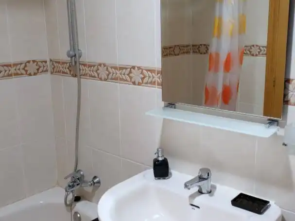 Pis en venda a Zona Concordia Bany de Pis en venda en Burjassot amb Aire condicionat, Calefacció i Aparcament comunitari