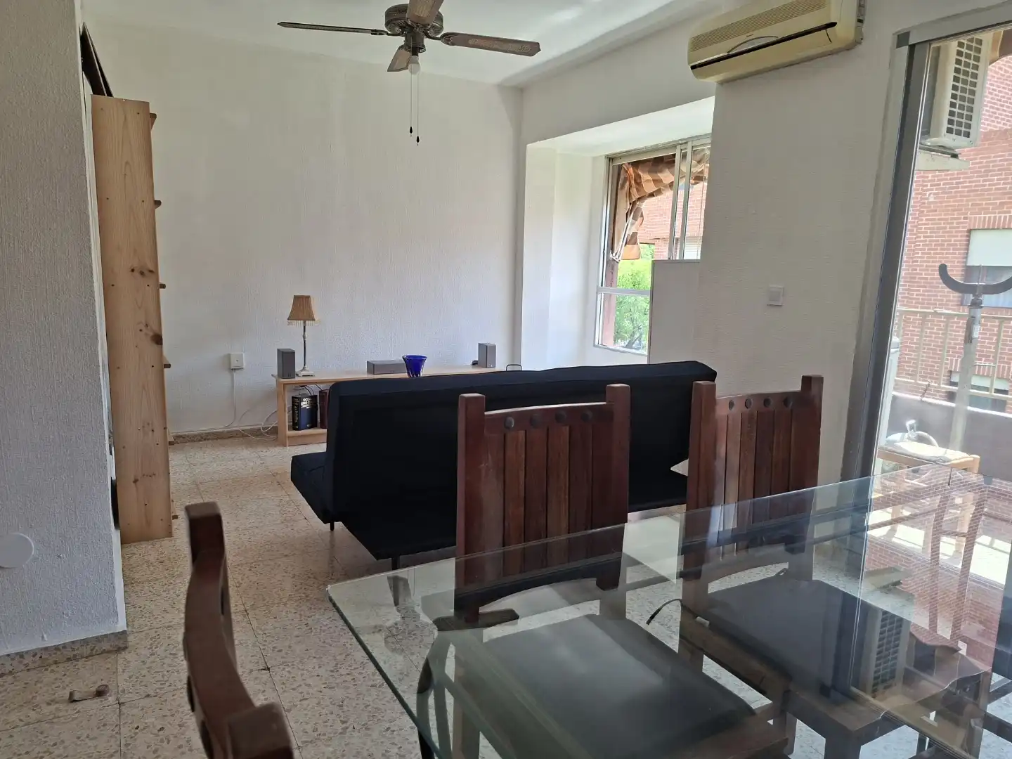 Wohnung zum Verkauf in Calle Cuenca, 1b, Barrio de San Blas Wohnzimmer von Wohnung zum Verkauf in Alicante / Alacant mit Klimaanlage und Balkon