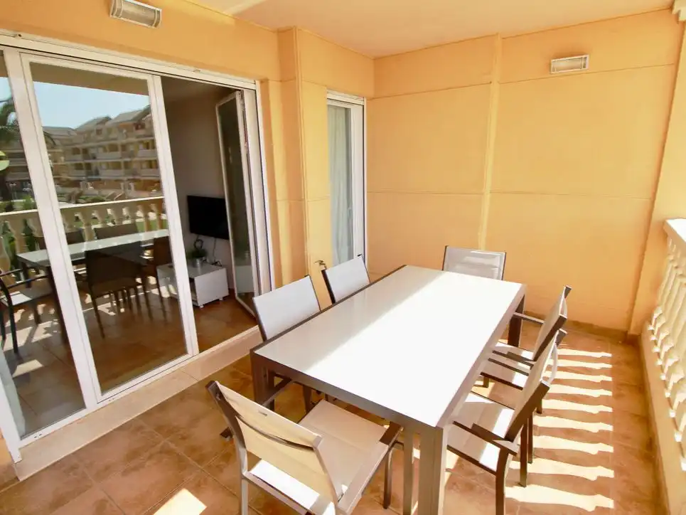 Wohnung zur Miete in Carretera de les Marines a Dénia, El Palmar - Los Molinos Terrasse von Wohnung zur Miete in Dénia mit Klimaanlage, Heizung und Privatgarten