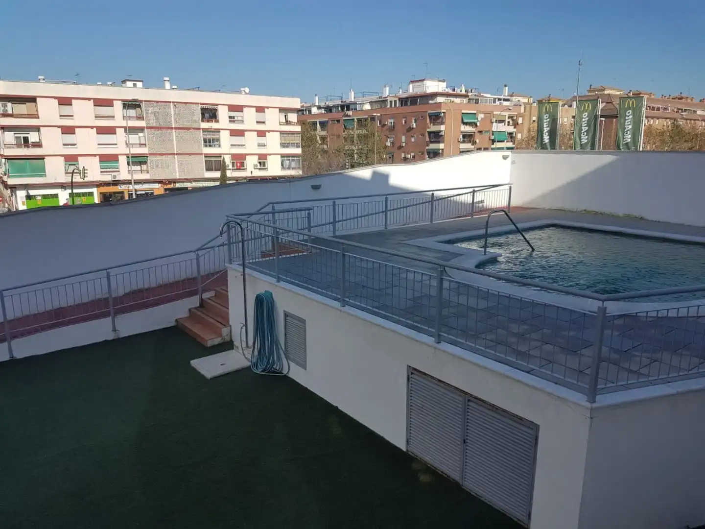 Piso en venta en Calle de Paco León, 5, Cañero