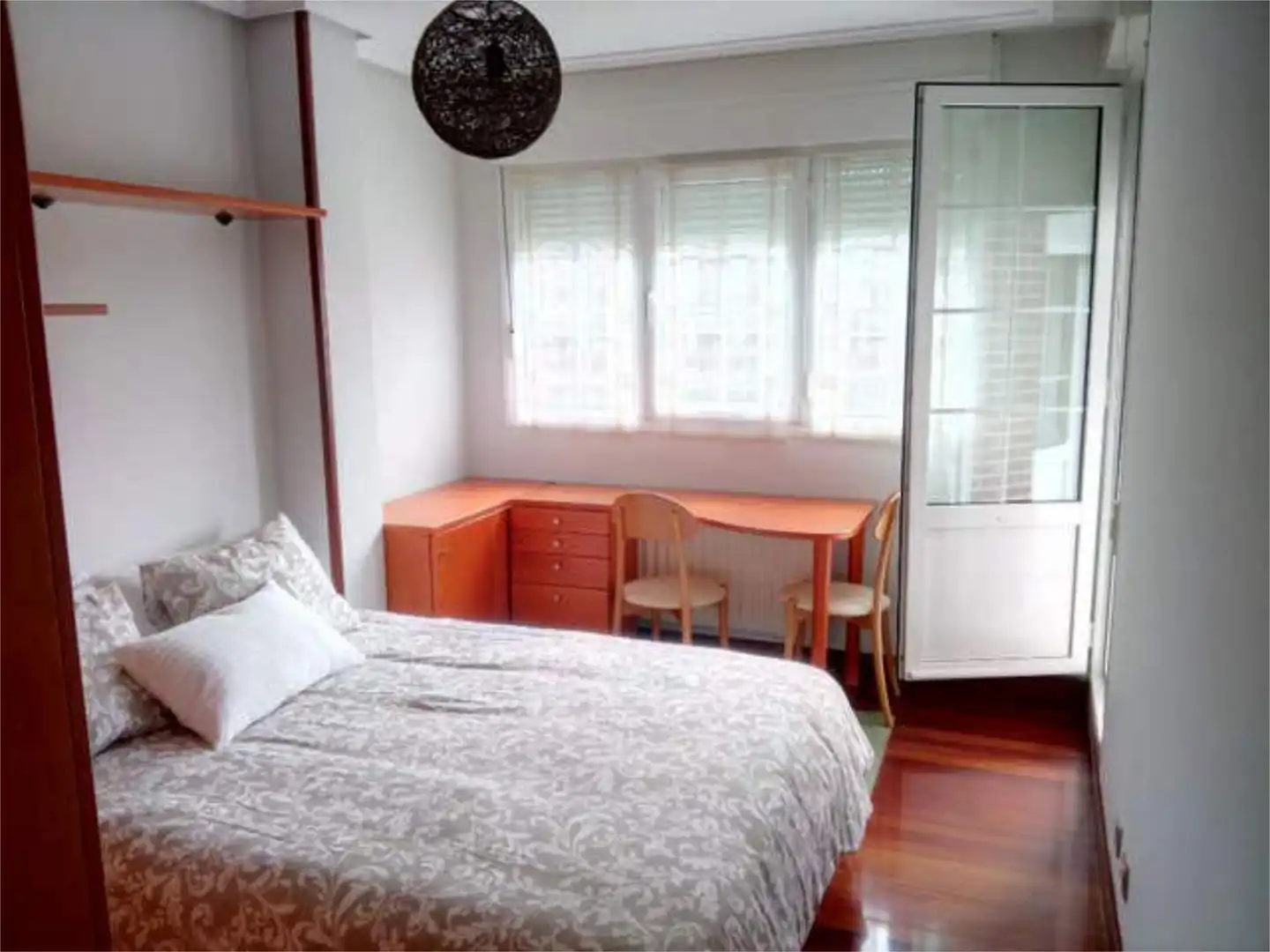 Piso de alquiler en Cotolino Habitación de Piso de alquiler en Castro-Urdiales con Calefacción, Jardín privado y Terraza