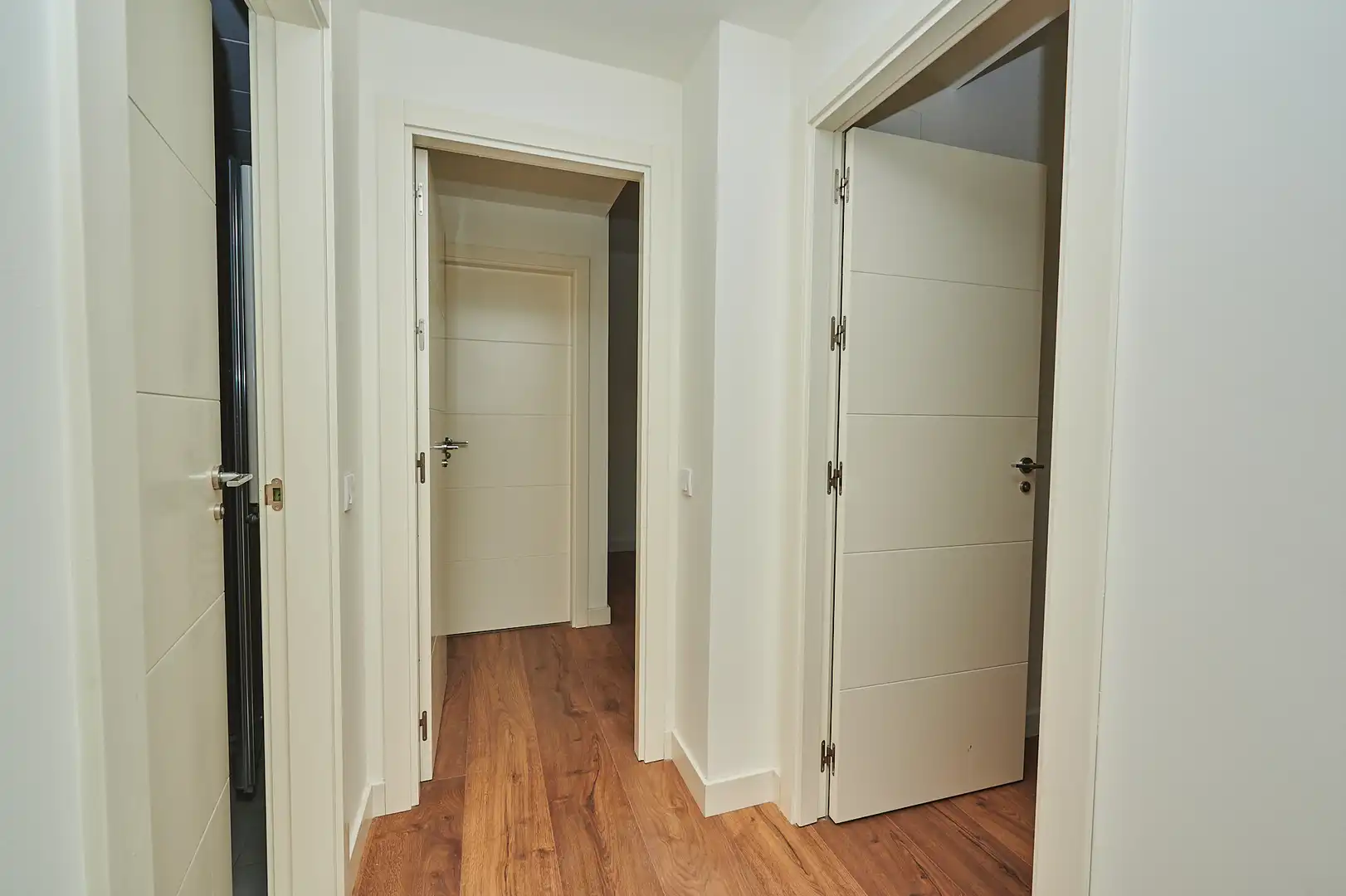 Piso en venta en Calle de Luis Martinez Feduchi, 40h, Encinar de los Reyes Piso en venta en La Moraleja con Aire acondicionado, Terraza y Piscina