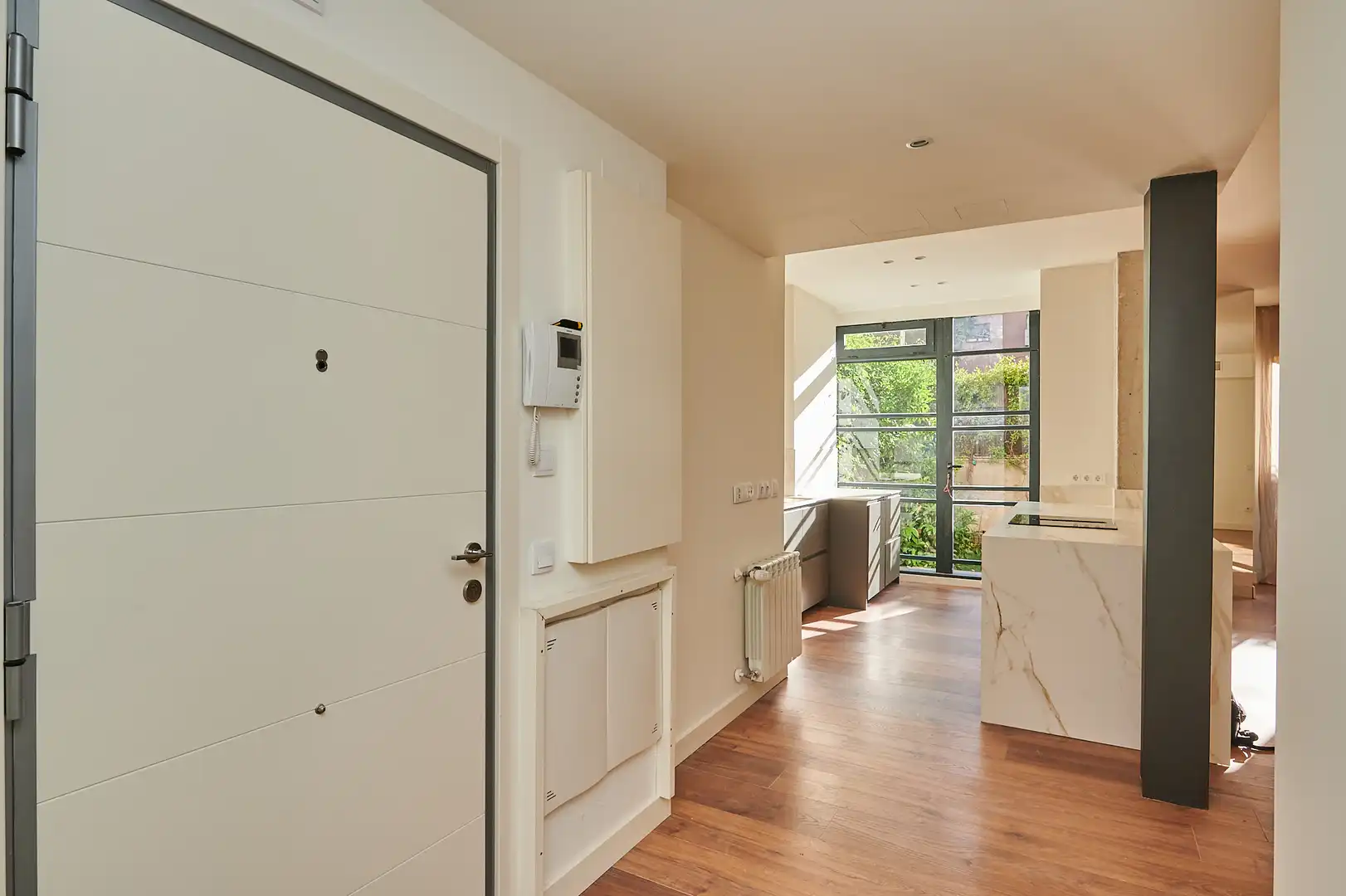 Piso en venta en Calle de Luis Martinez Feduchi, 40h, Encinar de los Reyes Piso en venta en La Moraleja con Aire acondicionado, Terraza y Piscina