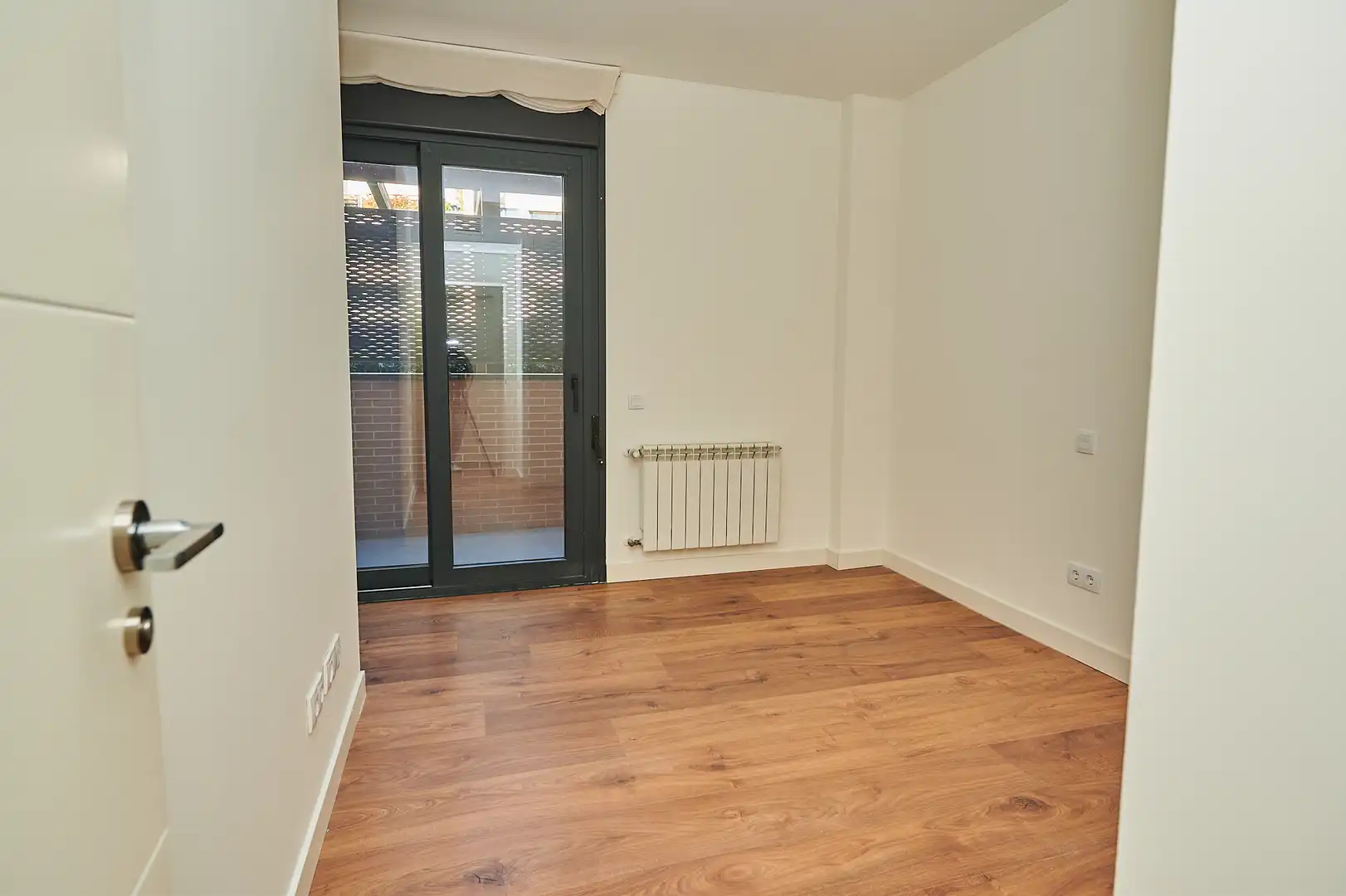 Piso en venta en Calle de Luis Martinez Feduchi, 40h, Encinar de los Reyes Piso en venta en La Moraleja con Aire acondicionado, Terraza y Piscina