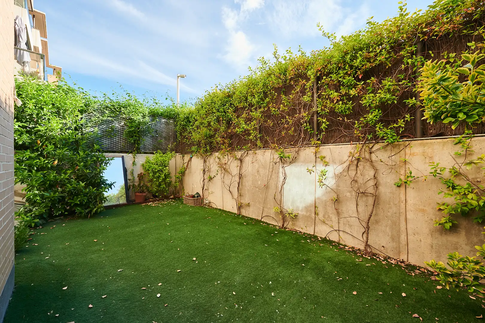 Piso en venta en Calle de Luis Martinez Feduchi, 40h, Encinar de los Reyes Jardín de Piso en venta en La Moraleja con Aire acondicionado, Terraza y Piscina