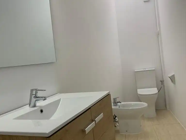 Pis de lloguer a Carrer del Pare Jeroni Moranta, 2, Cas Capiscol Bany de Pis de lloguer en Palma de Mallorca amb Parquet, Moblat i Balcó