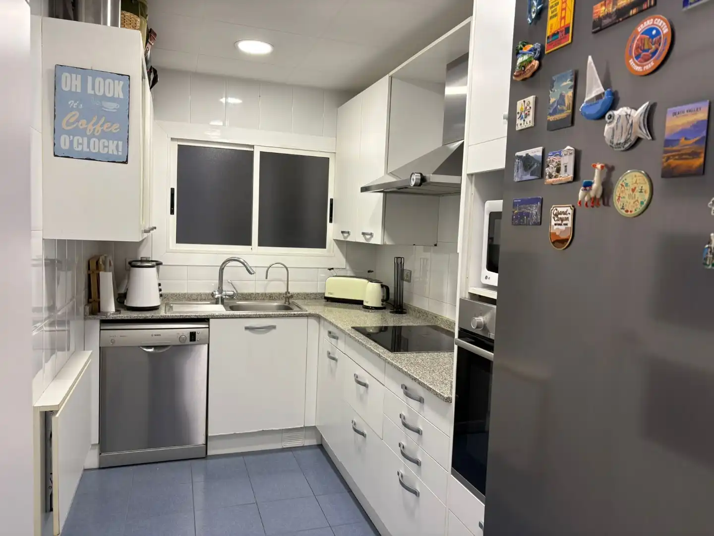 Piso en venta en Carrer de Gandesa, 6, Barri de les Corts Cocina de Piso en venta en Barcelona con Aire acondicionado, Calefacción y Jardín privado