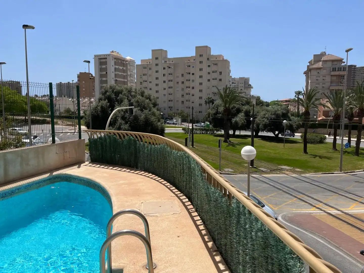 Piso de alquiler en Calle Pedro Ferrándiz, 4, Cabo de las Huertas Piscina de Piso de alquiler en Alicante / Alacant con Aire acondicionado, Calefacción y Parquet