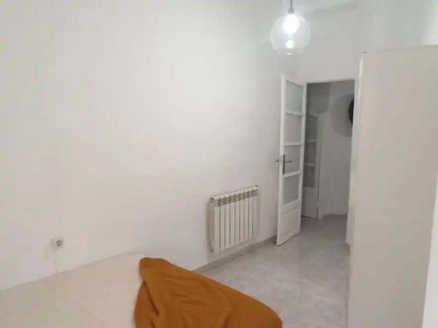Flat for rent in Carrer d' Alexandre VI, 1, Russafa Bedroom of Flat for rent in Valencia with Air Conditioner, Heating and Terrace