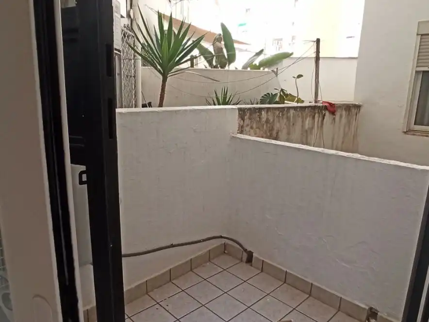 Flat for rent in Carrer d' Alexandre VI, 1, Russafa Balcony of Flat for rent in Valencia with Air Conditioner, Heating and Terrace