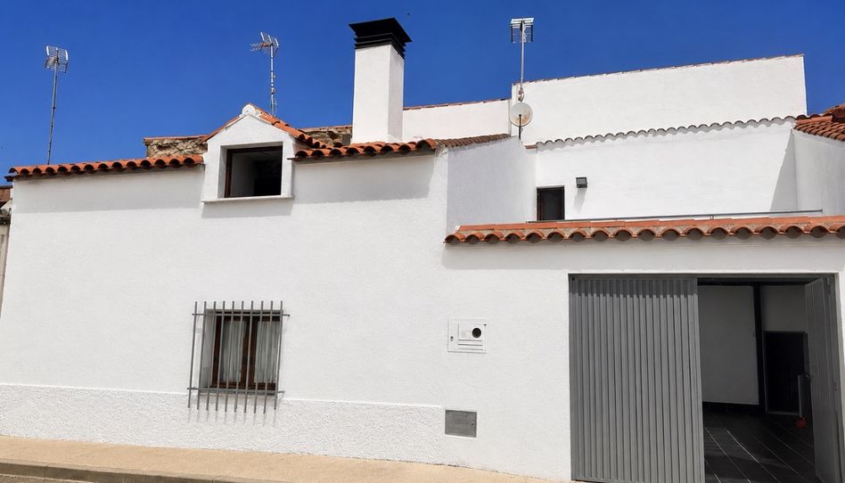 Casa o chalet en venta en Calle Maestro Bonifacio, 22, Babilafuente, Salamanca - imagen 1 Foto 1 de Casa o chalet en venta en Calle Maestro Bonifacio, 22, Babilafuente, Salamanca
