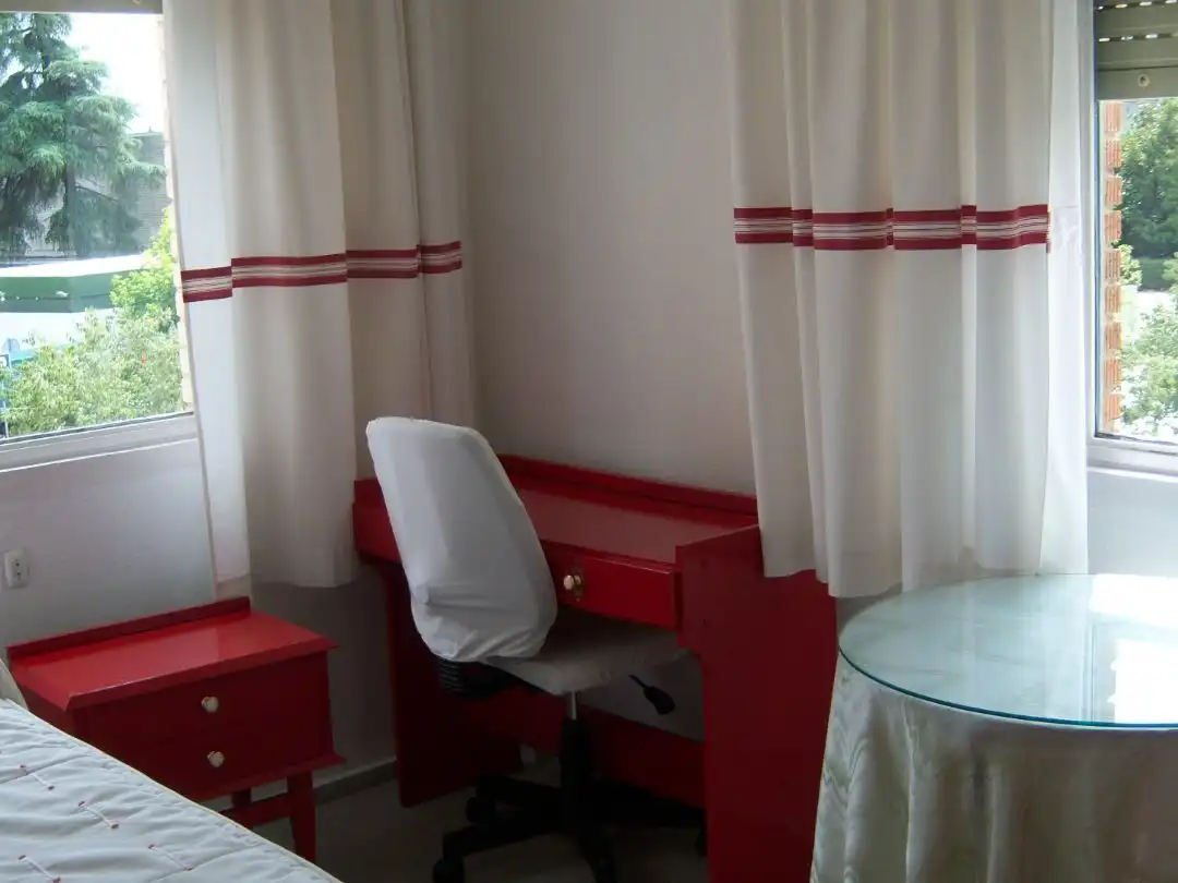 Piso de alquiler en Avenida Menéndez Pidal, 3, Vista Alegre - Parque Cruz Conde Habitación de Piso de alquiler en Córdoba con Terraza, Amueblado y Parking comunitario